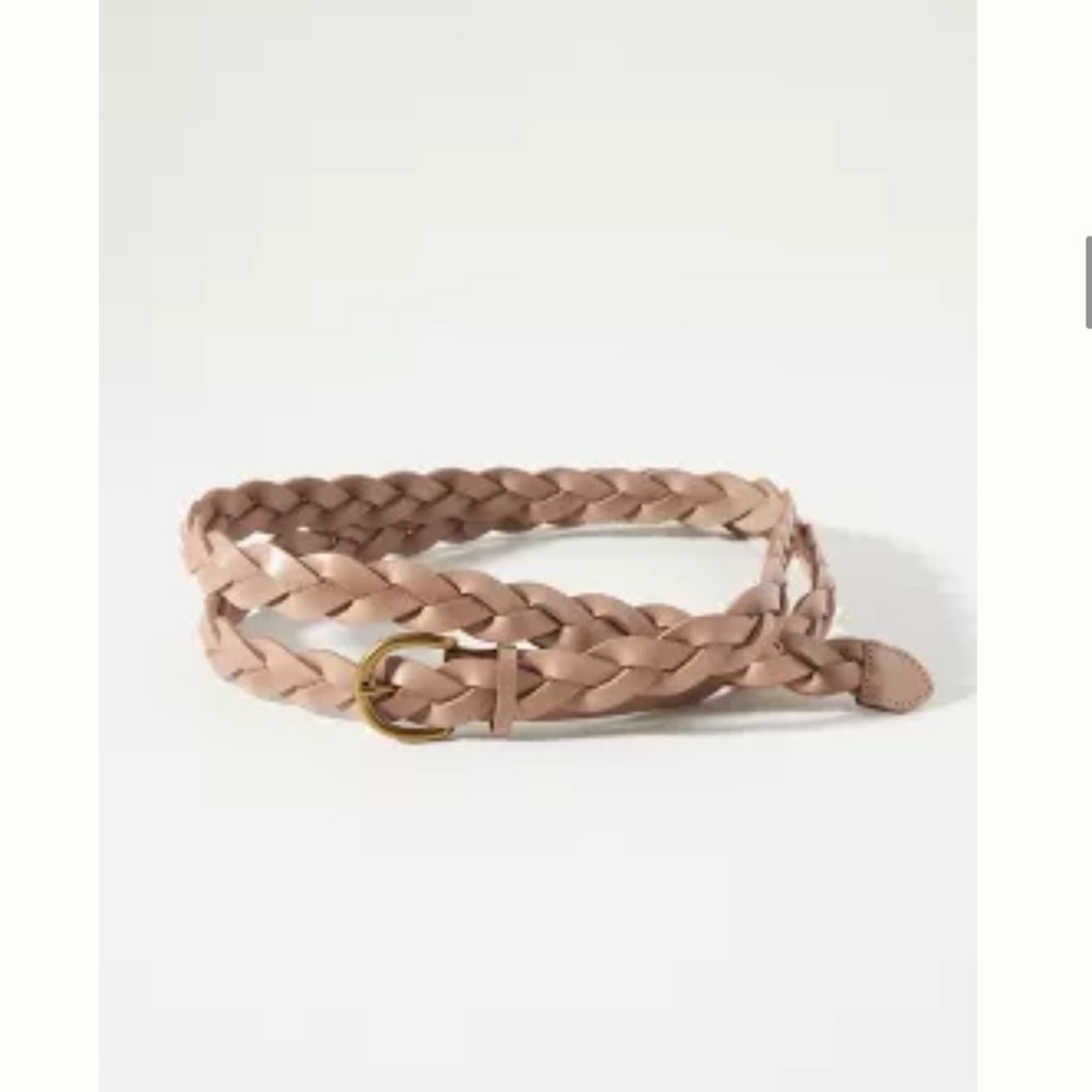 Anthropologie belt
